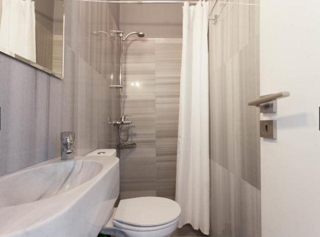 Acropolis Charming Apartment With Large Balcony - Dm17 เอเธนส์ ภายนอก รูปภาพ