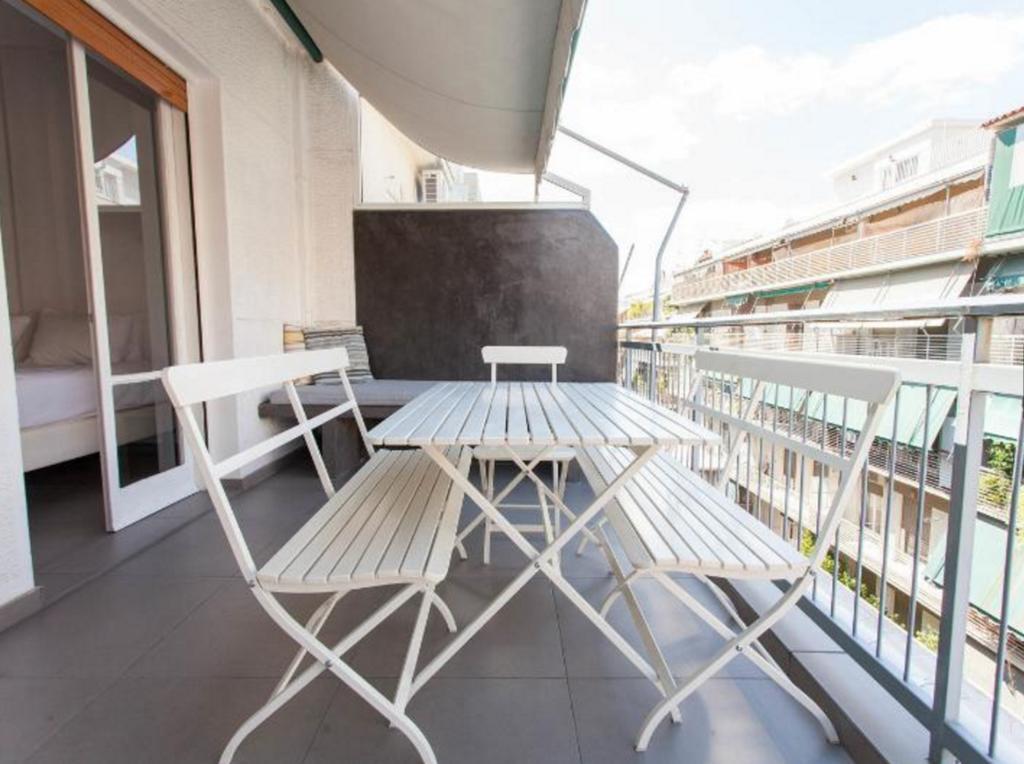 Acropolis Charming Apartment With Large Balcony - Dm17 เอเธนส์ ภายนอก รูปภาพ