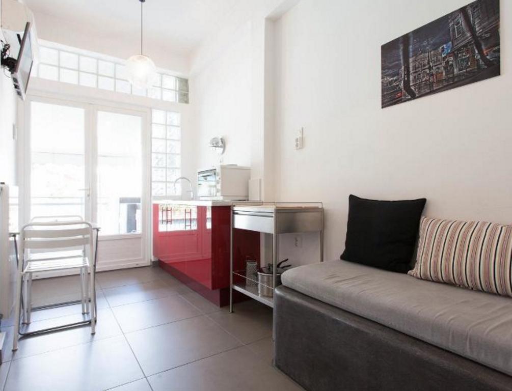 Acropolis Charming Apartment With Large Balcony - Dm17 เอเธนส์ ภายนอก รูปภาพ